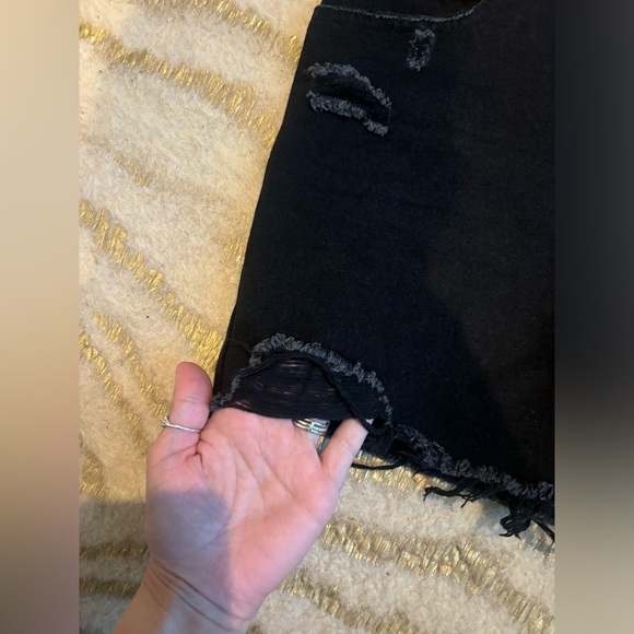 White Birch Cali Sunset Denim Shorts - Picture 3 of 5